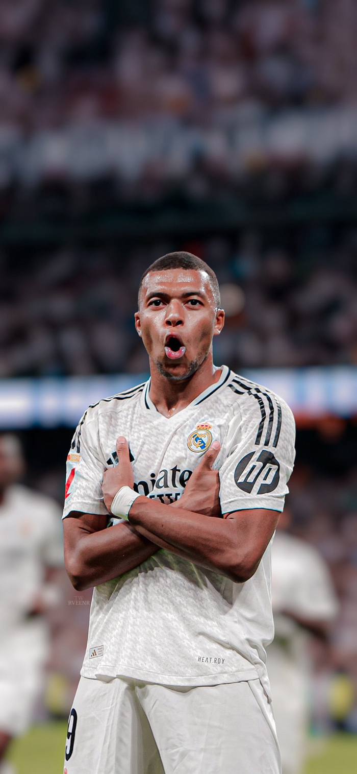 世界杯门票销量已近两百万张，第三阶段门票销售12月11日开始（世界杯门票销量逼近200万张，第三阶段售票将于12月11日启动）