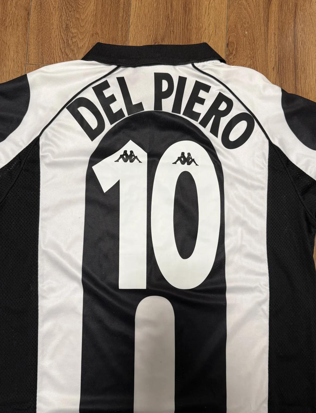 米体：卡利亚里门将卡普里莱受到了多家豪门俱乐部青睐