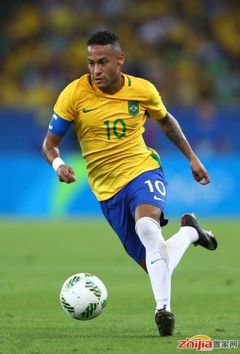 懂球帝2025年10月足坛MVP：姆巴佩蝉联！（懂球帝公布2025年10月足坛MVP：姆巴佩再度当选）