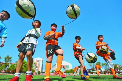 罗马诺：迪乌夫的最终转会费为2500万欧元，并已确保全额支付（罗马诺：迪乌夫转会费定为2500万欧元，全额支付已获保障）