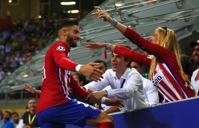 英超前瞻：利物浦久旱逢甘霖颓势暂止，桑德兰状态火热冲前四（英超前瞻：利物浦止颓回升，桑德兰火热冲击前四）