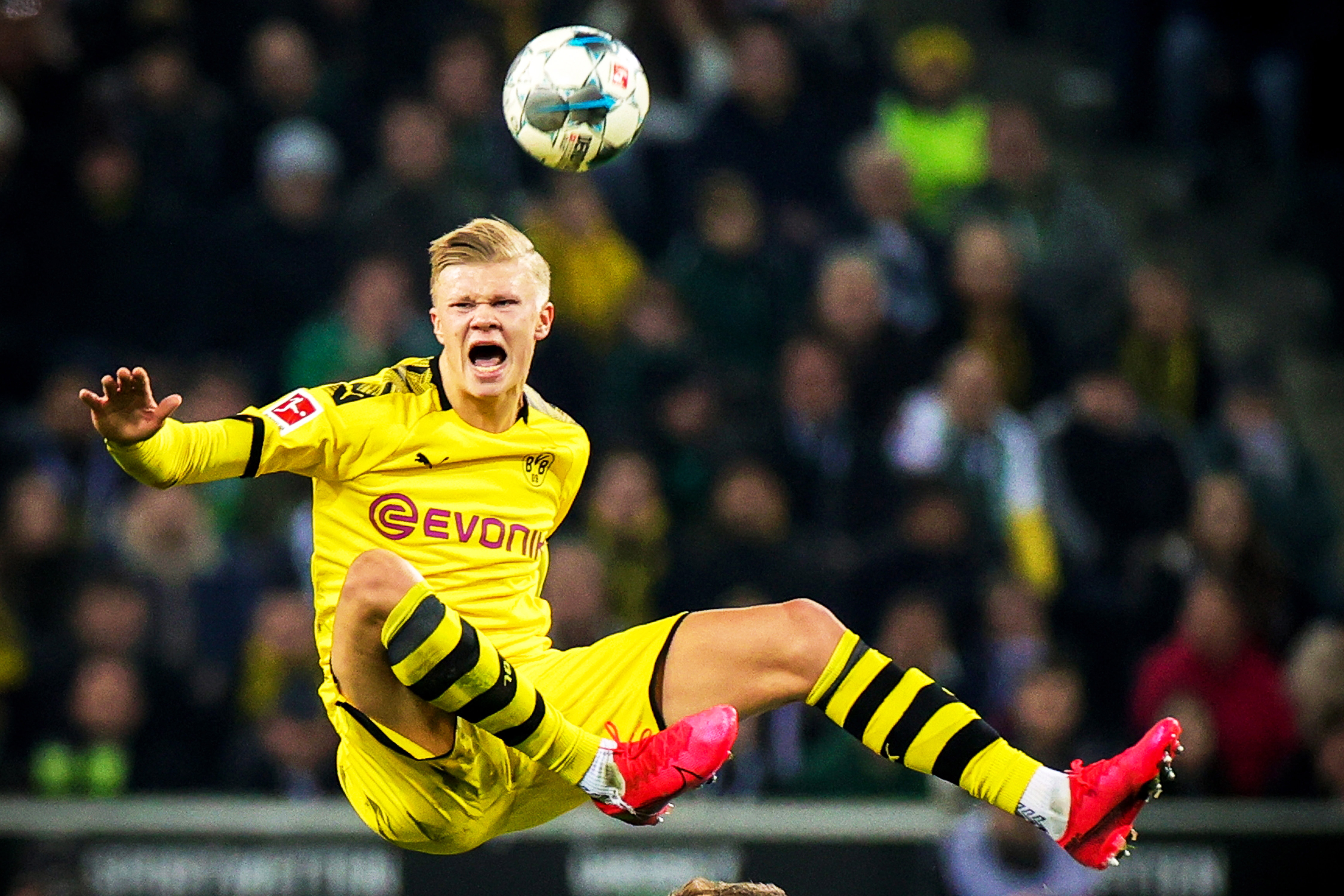 萨利巴身价上涨至9000万欧，成为世界上身价最高的后卫（萨利巴估值飙至9000万欧，荣登全球后卫身价第一）