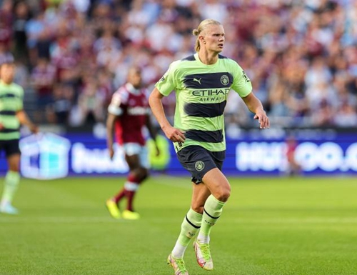 邮报：爱尔兰U19女足比赛前，现场却误放了英国国歌（《邮报》：爱尔兰U19女足赛前现场误播英国国歌）