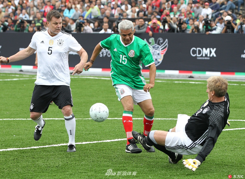 德甲60年头一遭！中国乒乓名将登传奇封面，王励勤都要偷师（德甲60年首例：中国乒乓名将登上传奇封面，连王励勤也要取经）